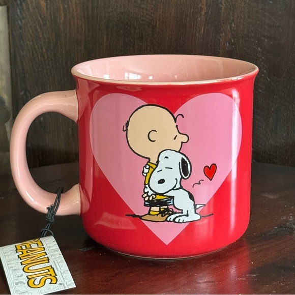 Life is Better with Friends - Peanuts Charlie Brown & Snoopy Heart Mug - Picture 6 of 9